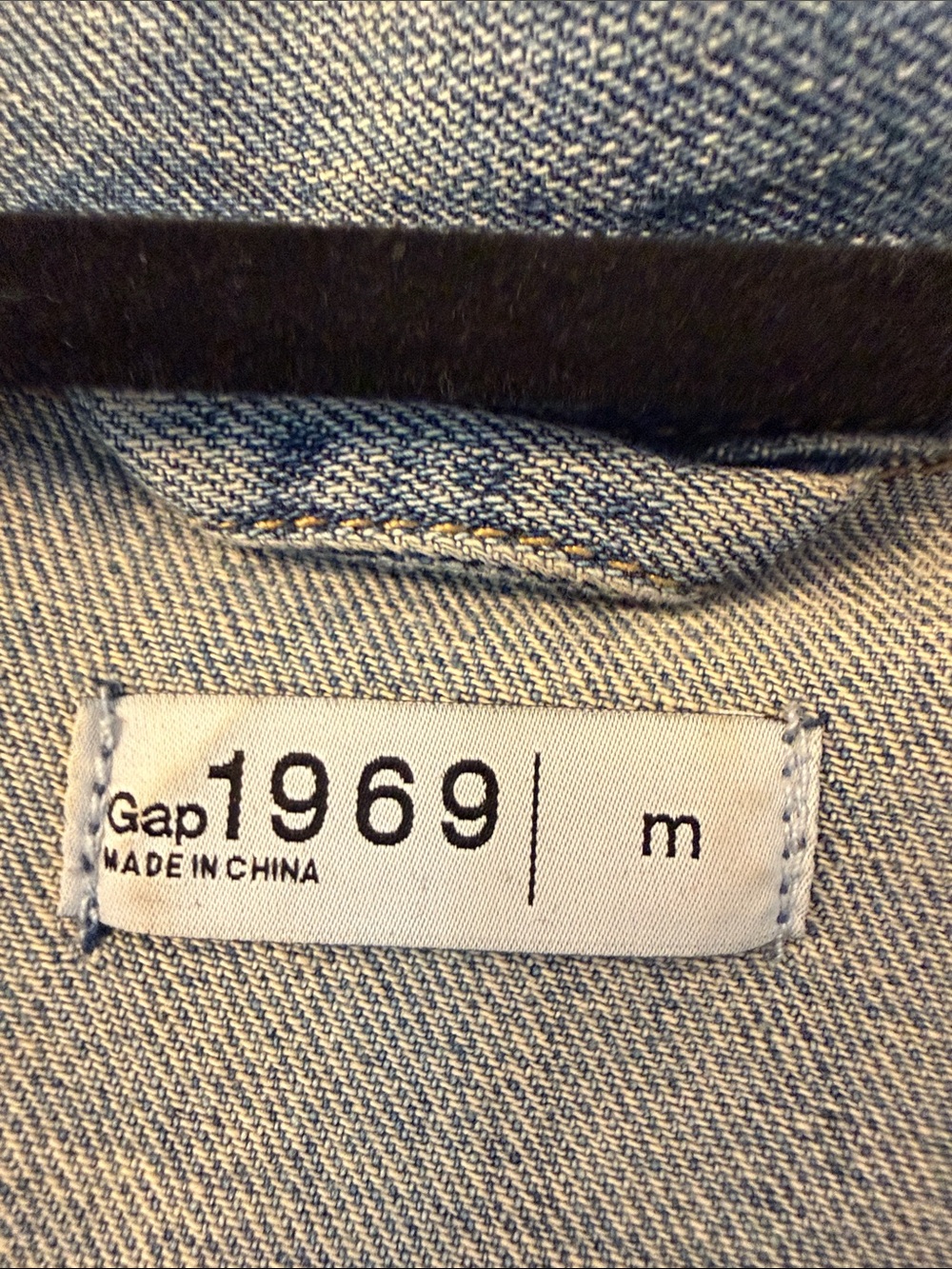 GAP 1969 Light Blue Women's Denim Jacket - Classic Jean Trucker - Picture 3 of 9